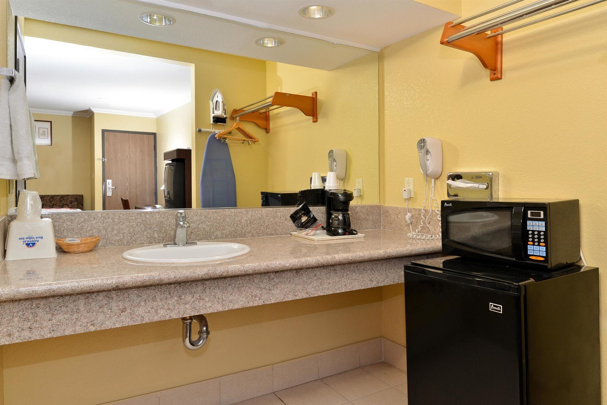 Americas Best Value Inn Pasadena Dış mekan fotoğraf